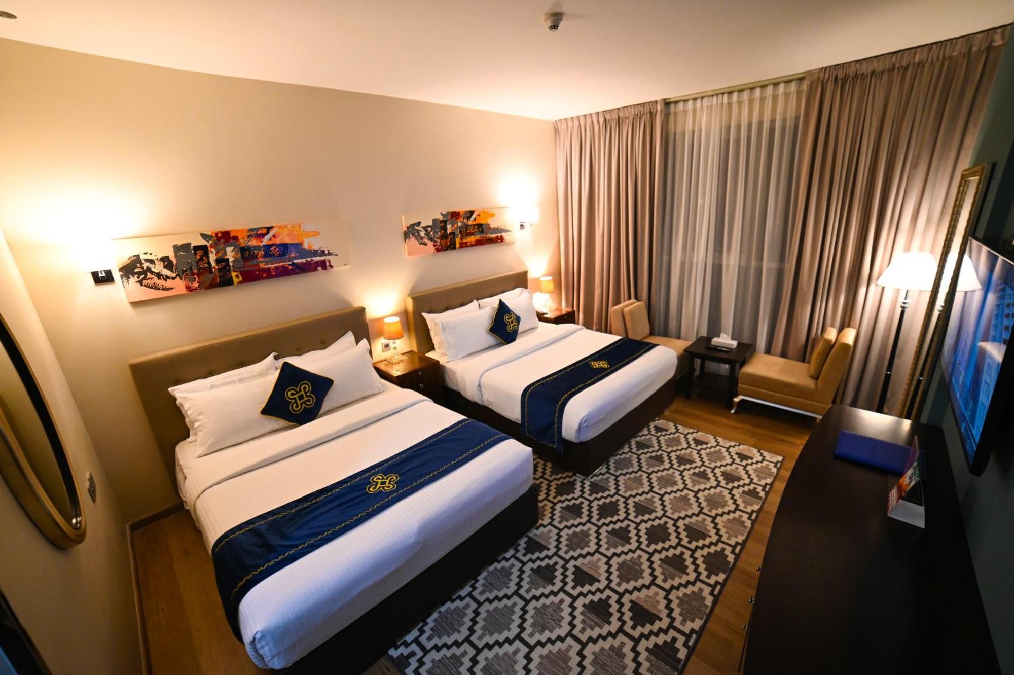 Seven Seas Hotel Dubai Exterior foto