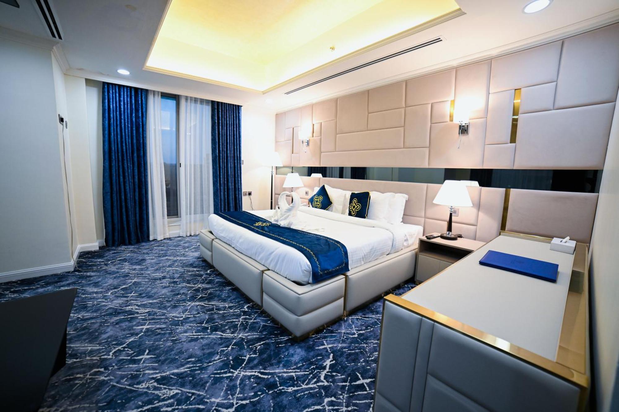 Seven Seas Hotel Dubai Exterior foto